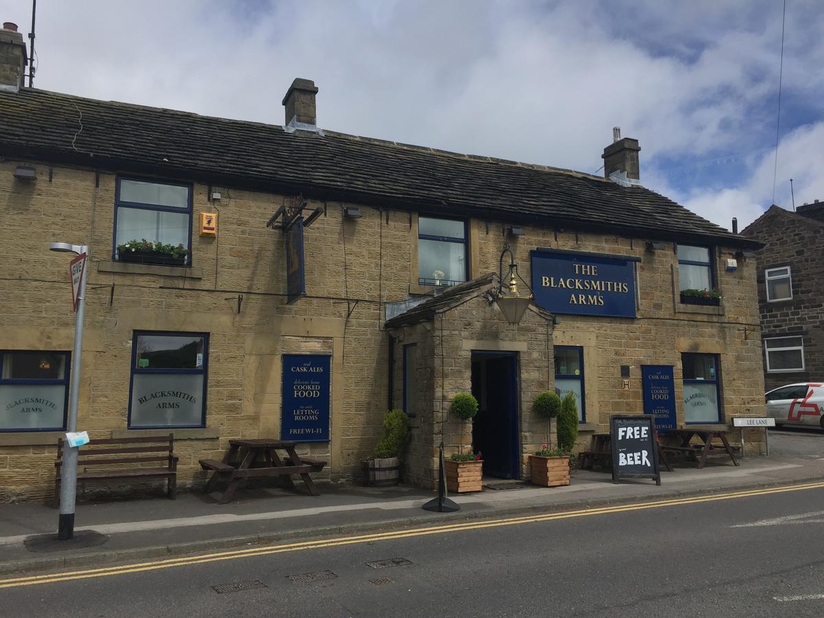 Hotel The Blacksmiths Arms à Penistone Extérieur photo